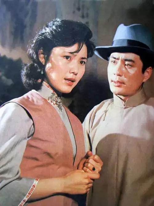 姜黎黎上几次大众电影封面（姜黎黎电影剧照）(11)