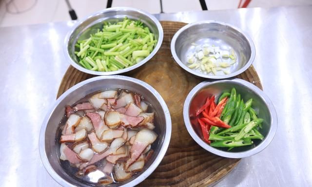 腊肉怎么做好吃，腊肉怎么做好吃？图4