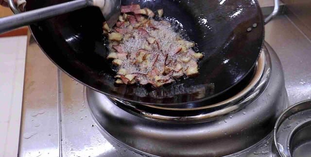 腊肉怎么做好吃，腊肉怎么做好吃？图5