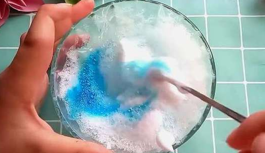 不用胶水怎么做起泡胶,起泡胶怎么做家用材料不用胶水图2