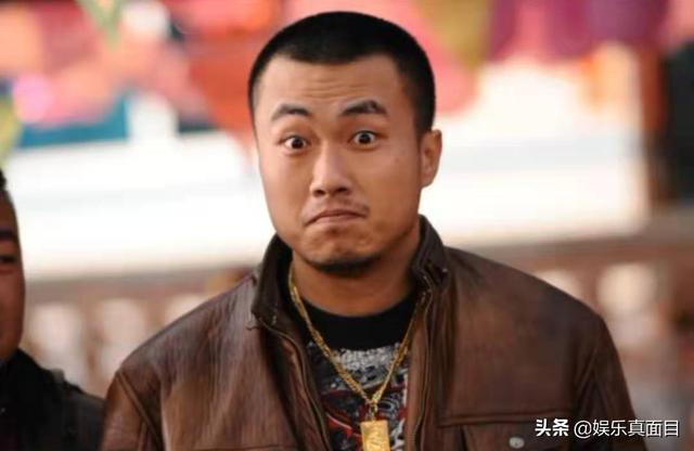 hello树先生是王宝强演的吗（树先生二猪扮演者晒与王宝强剧照）(10)