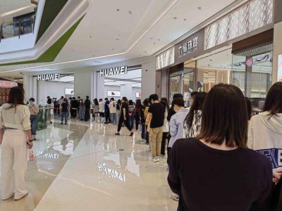 ​iphone14将与华为mate50同日发布（iPhone14跌破发售价华为Mate50系列火爆