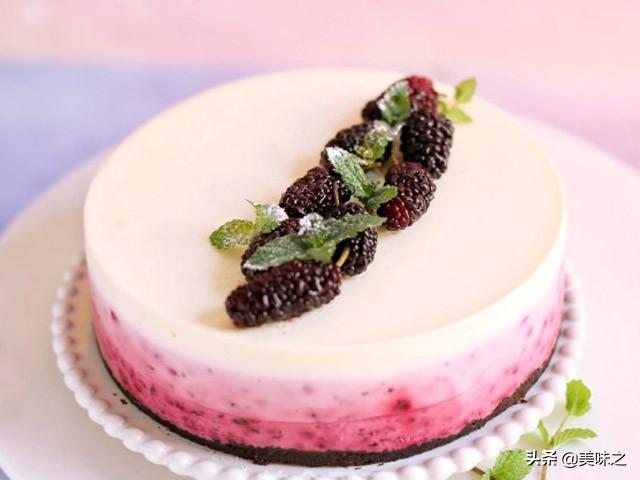 最简单又好吃的生日蛋糕怎么做（17种生日蛋糕的家常做法）(7)