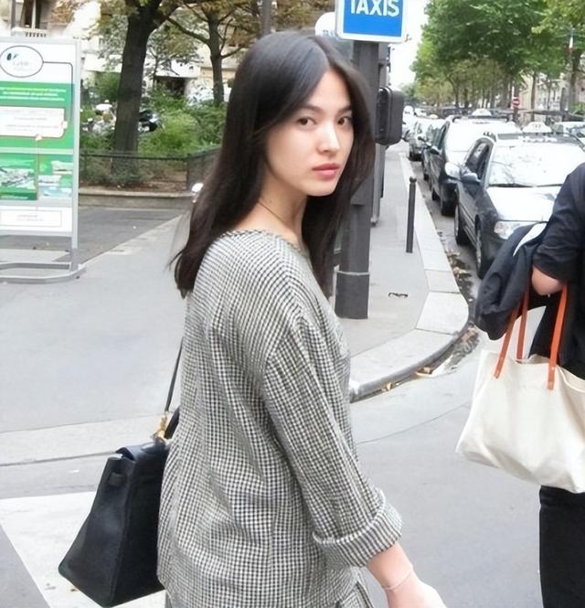 你见过最惊艳的素颜照（美人们的素颜能有多绝）(47)