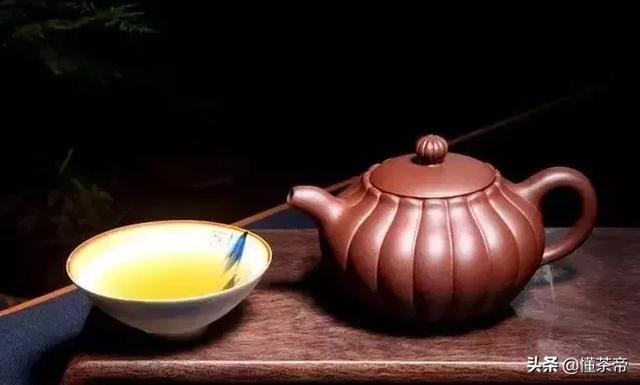 怎么看紫砂是不是原矿（一招辨别紫砂是不是拉坯壶）(5)