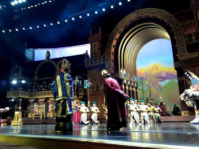 灵山大佛门票9.9元吗（一座大佛门票210元）(9)