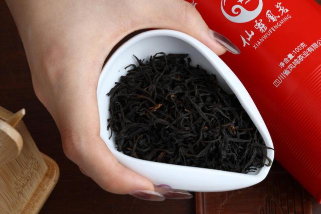 秋天最适合喝的几种茶（初秋喝什么茶最好）(4)