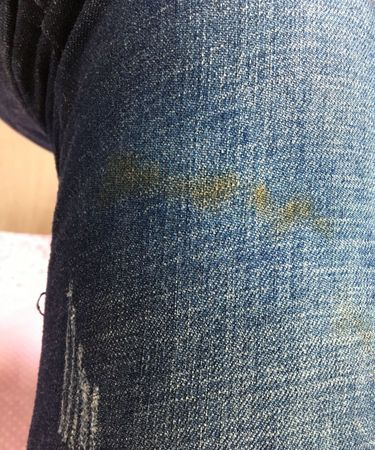 牛仔裤上铁锈怎么去除?