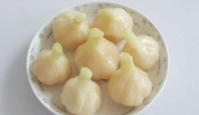 ​如何腌制糖蒜最好吃窍门,糖醋蒜哪些人不能吃
