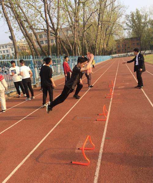 跳远专项训练方法,立定跳远的训练方法是如何训练的(2)图3