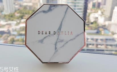 dear dahlia大理石彩妆系列好用吗？非常适合黄种人