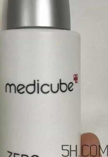 medicube洁柔收缩毛孔精华怎么样_好用吗