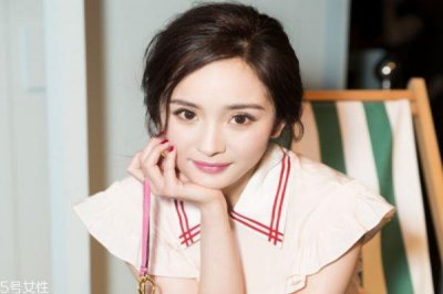 ​痘痘为什么会变白 痘痘变白了要挤掉吗