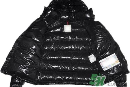 羽绒服有鸭毛味正常吗？羽绒服为什么会有鸭毛味？