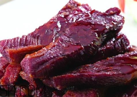腊牛肉为什么是红的 腊牛肉吃了好不好