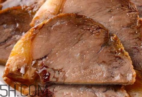 腊牛肉为什么是红的 腊牛肉吃了好不好
