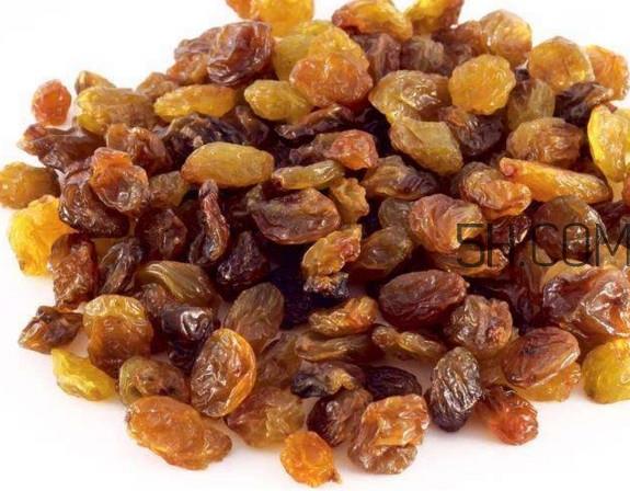 新疆葡萄干多少钱一斤？葡萄干泡水功效与作用