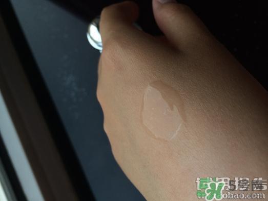 兰蔻小黑瓶适合什么肤质?兰蔻小黑瓶适合敏感肌肤吗?