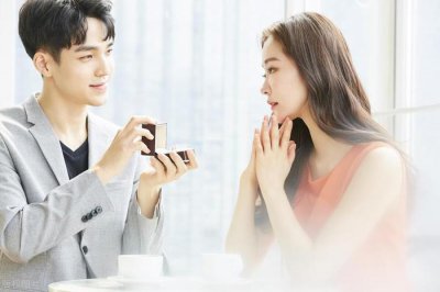 ​姐弟恋：当今社会下的无奈之举，却起到了一举两得的作用