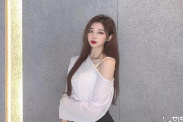发量多的女生适合什么发型 头发多的女生适合发型