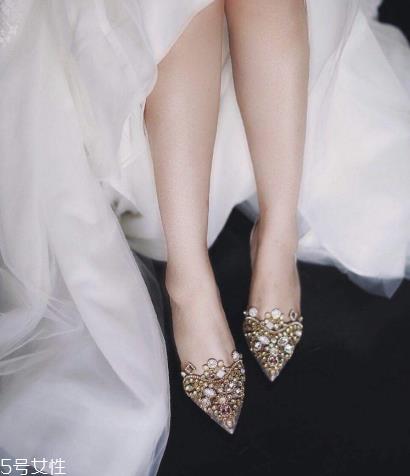 婚鞋可以送人吗？婚鞋送人好吗？