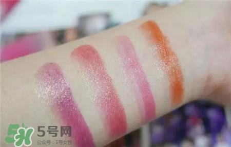 美宝莲三色口红试色 美宝莲三色唇膏试色