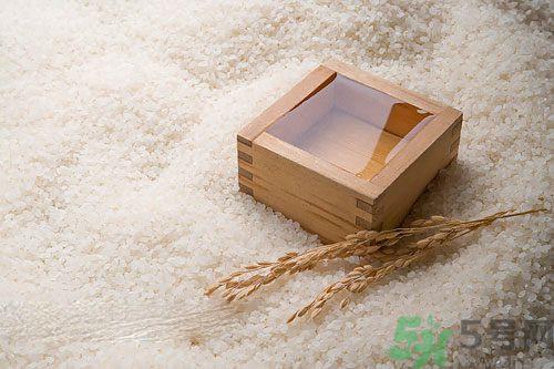 淘米水洗脸能祛斑吗？淘米水洗脸可以美白吗？