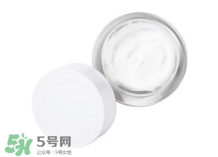 用素颜霜之前要用什么？素颜霜前还有涂抹什么