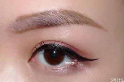 ​拱形眉适合什么脸型 拱形眉和上挑眉有什么区别