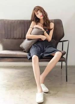 阔腿裤搭配什么鞋子 