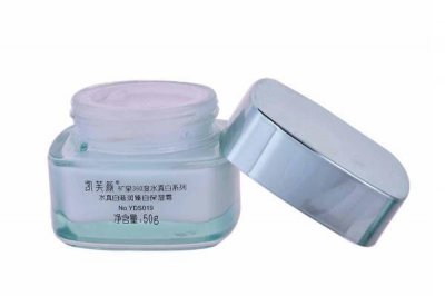 ​保湿霜要用卸妆水吗 保湿霜要天天使用吗