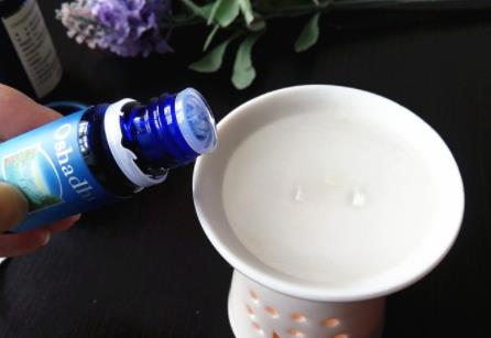 依兰精油可以丰胸吗？依兰精油怎么丰胸