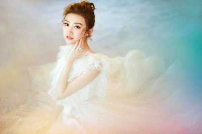 ​仙女裙什么样子 仙女裙配什么上衣
