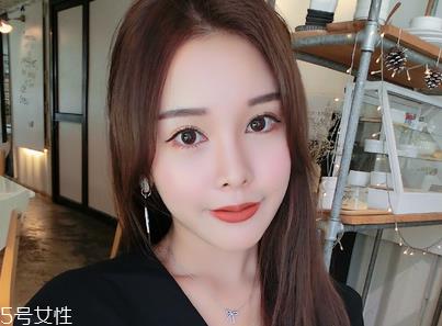 名创优品眼影好用吗？韩系猫眼妆的画法