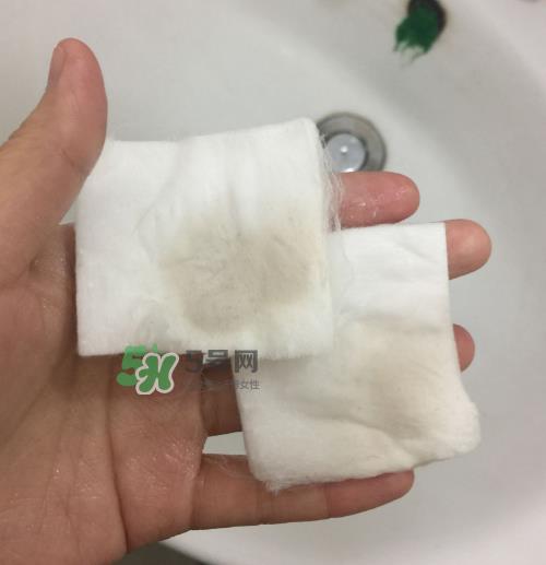 薇姿三合一卸妆乳怎么样？薇姿三合一卸妆乳怎么用？