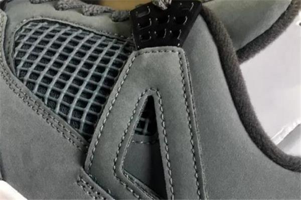 aj4 cool grey开箱测评 aj4酷灰复刻开箱实物图
