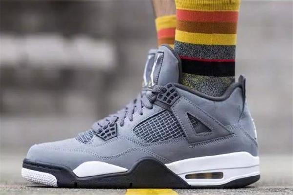 aj4 cool grey开箱测评 aj4酷灰复刻开箱实物图