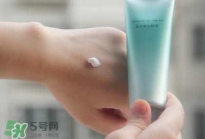 ​dicila绿管防晒怎么样?蒂思岚绿管防晒好用吗?