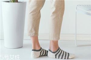 袜子上的黄渍怎么洗掉？黄渍轻松去无踪