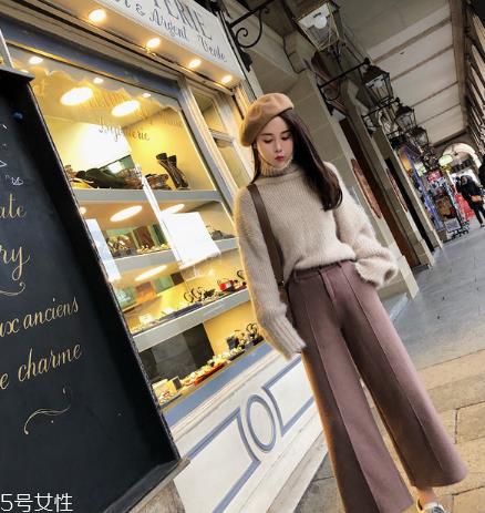 毛衣粘了碎头发怎么办？巧妙利用透明胶带
