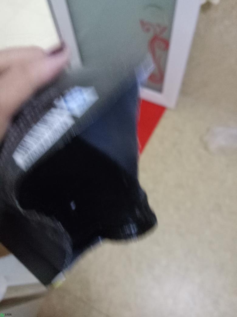 欧尚坊黑面膜怎么样？欧尚坊黑蒜竹炭蚕丝面膜好用吗？