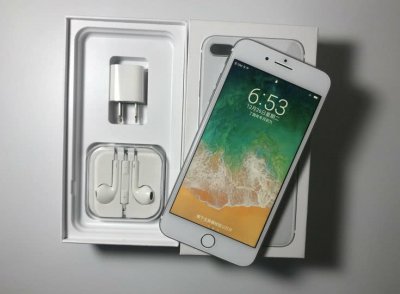 ​华强北推出的山寨iPhone 8，华强北真的很用心