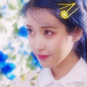 ​塌鼻的高颜值女星：谭松韵欧阳娜娜上榜，全靠妆容撑