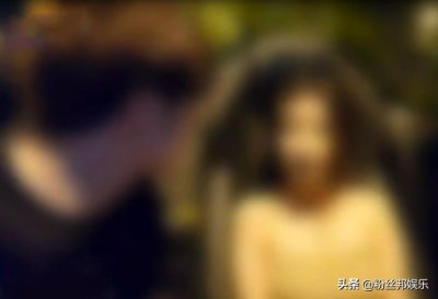 ​二维码事件被封禁后，童锦程用小号开直播，美女如云粉丝直呼排面