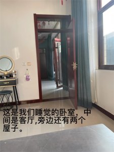 ​晚上睡觉录音听到了诡异的声音，反复确认不是幻听