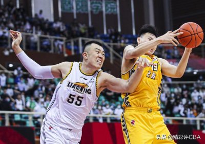 ​辽宁球迷又惹事了！13秒8拳扇耳光砸后脑勺，这是第几次起冲突？