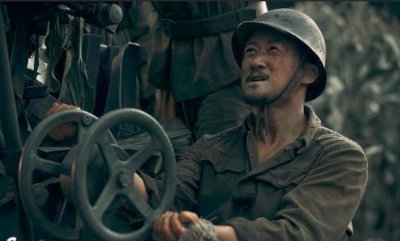 ​吴京又一部大作来袭，搭档影帝段奕宏