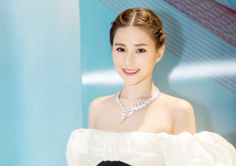 何超莲为什么能看上窦骁（窦骁何超莲怎么认识的）-