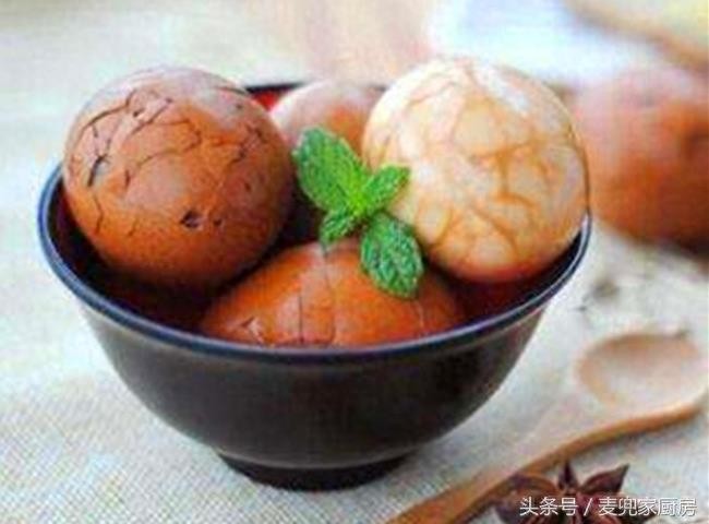 香浓入味的茶叶蛋是怎么煮出来的？香料，调料，茶叶一样都不能少