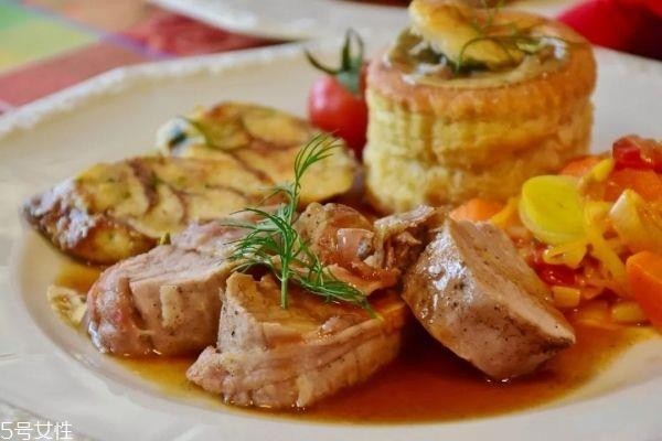 秋天吃什么不困 常吃5种食物缓困意
